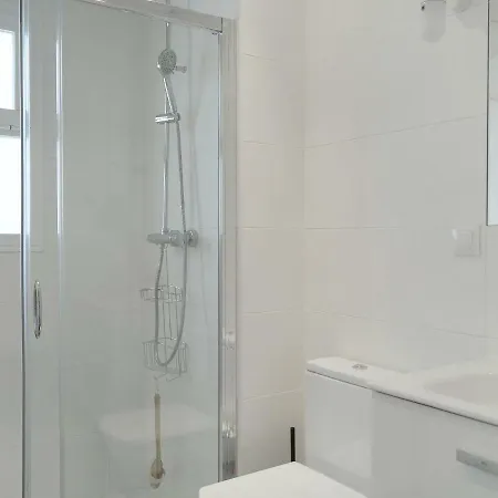 Plaza De Flores By Interhome Эстепона